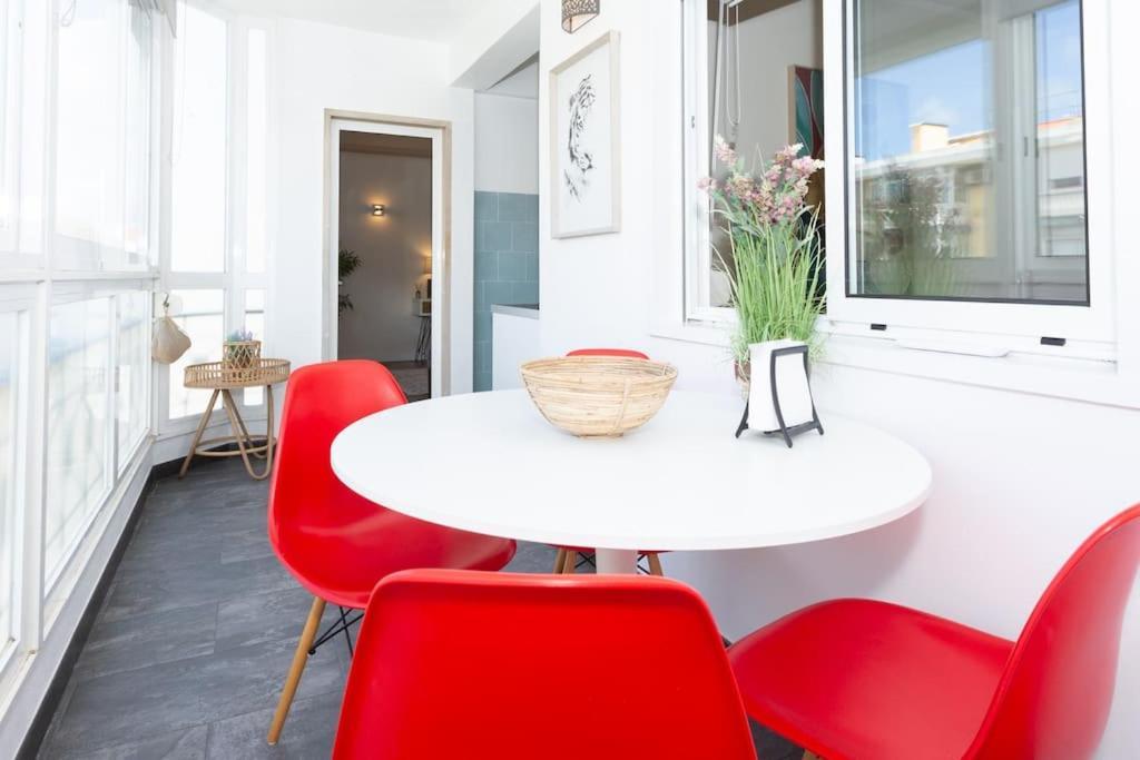 Beachome4U4 / Carcavelos Beach ปาเรจิ ภายนอก รูปภาพ